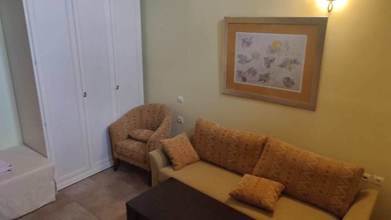 Guesthouse Michobeis Kamarina Екстер'єр фото